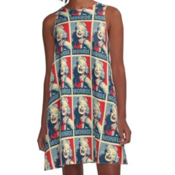 Marilyn Monroe Dress and other items! - Picture 2 of 9